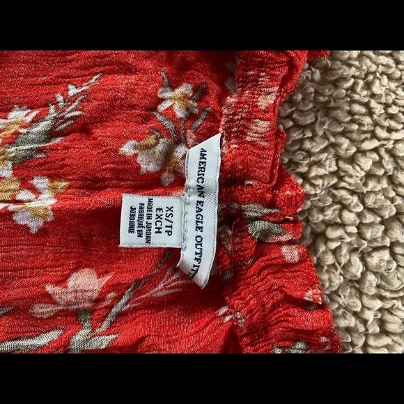 American Eagle Outfitters Cold Shoulder, Ruffle Crop Floral Top, Size: XS - Picture 5 of 8